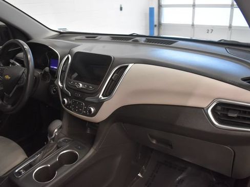 Used 2022 Chevrolet Equinox LT AWD/4WD image 18