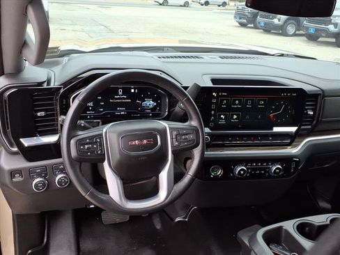 Certified 2022 GMC Sierra 1500 Elevation image 14