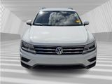 Used 2021 Volkswagen Tiguan SE image 2