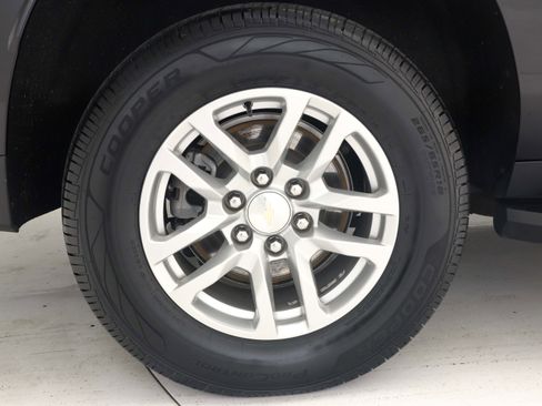 Used 2021 Chevrolet Suburban LT image 35