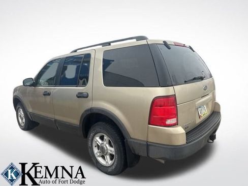 Used 2003 Ford Explorer XLT image 3