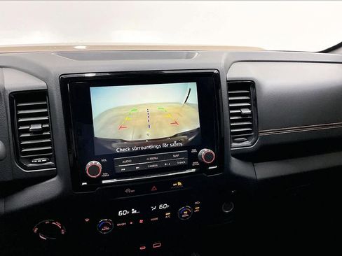 Used 2024 Nissan Frontier PRO-4X w/ Off-Road Protection Package image 25