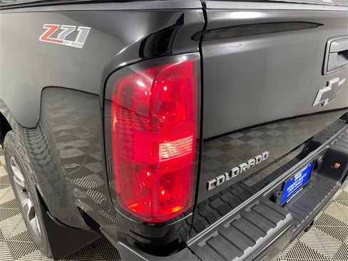 Used 2017 Chevrolet Colorado Z71 image 18