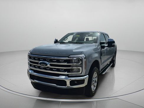 Used 2025 Ford F350 Lariat w/ Chrome Package AWD/4WD image 11