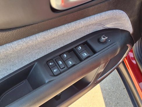 Used 2023 Jeep Compass Latitude w/ Convenience Group image 24