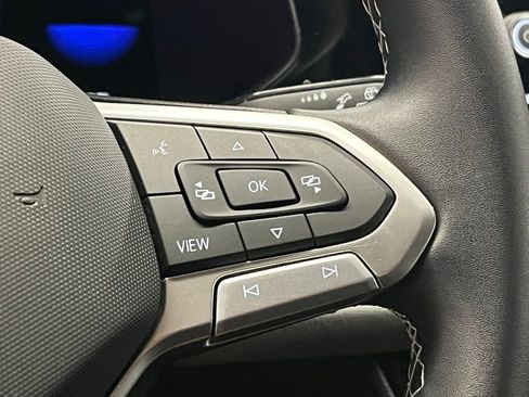 Used 2022 Volkswagen Taos SE image 25