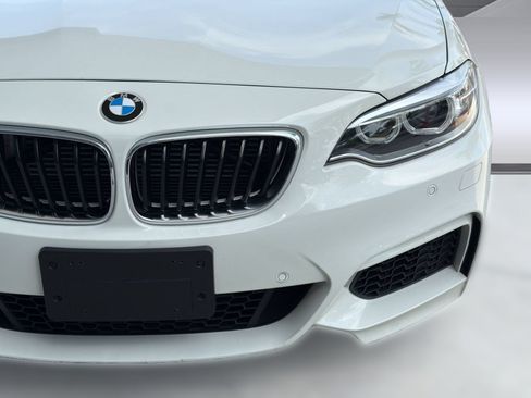Used 2016 BMW M235i xDrive Coupe AWD/4WD image 10