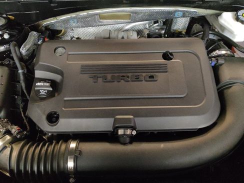 Used 2023 Buick Envision Essence w/ Sport Touring Package image 30