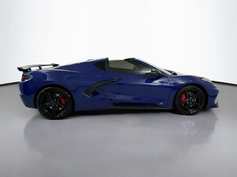 Used 2026 Chevrolet Corvette Stingray Coupe w/ Z51 Performance Package RWD image 9