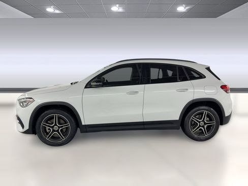 Certified 2022 Mercedes-Benz GLA 250 image 2