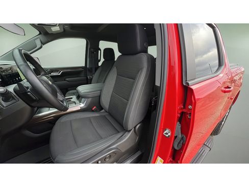 Used 2024 Chevrolet Silverado 1500 LT image 24