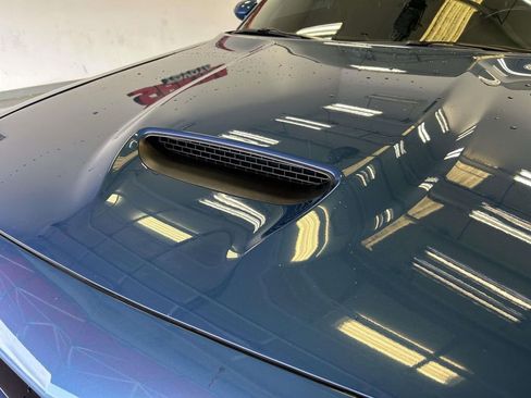 Used 2022 Dodge Challenger GT w/ Plus Package RWD image 9