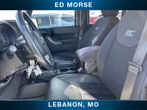 Used 2018 Jeep Wrangler Unlimited Sahara image 17