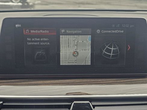 Used 2017 BMW 540i xDrive image 26