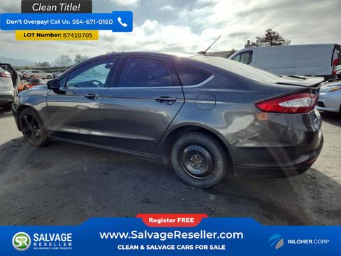 Used 2016 Ford Fusion SE image 3