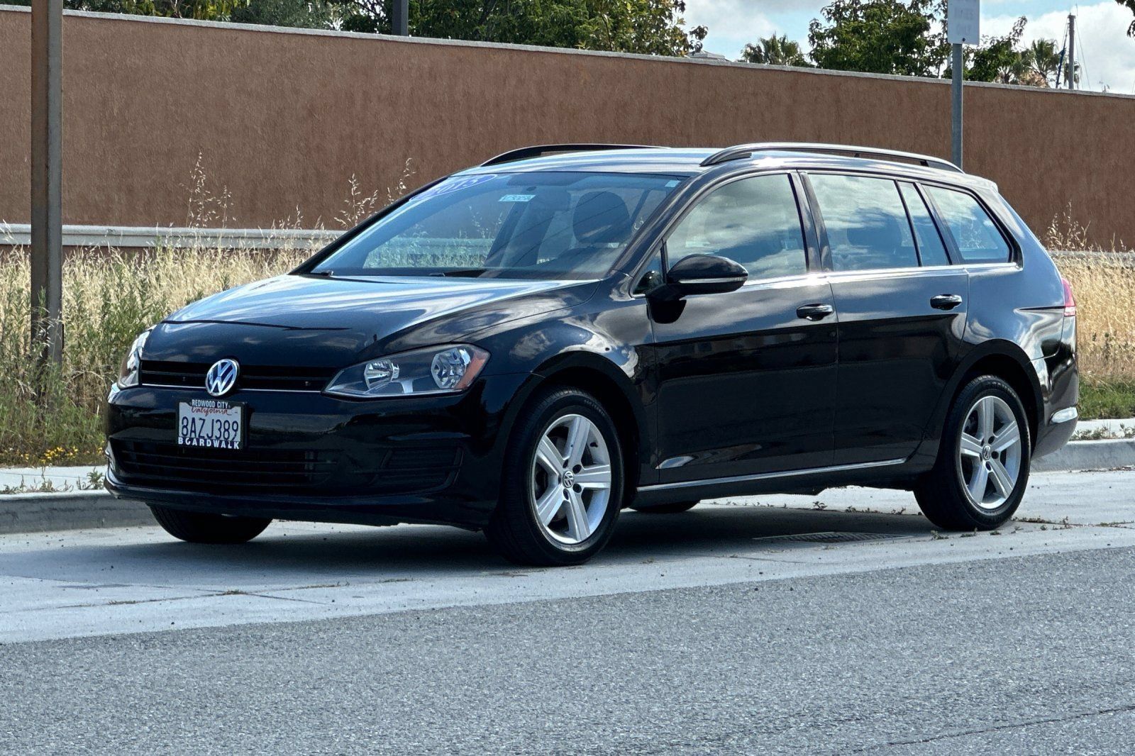 Used 2015 Volkswagen Golf TDI S FWD image 8