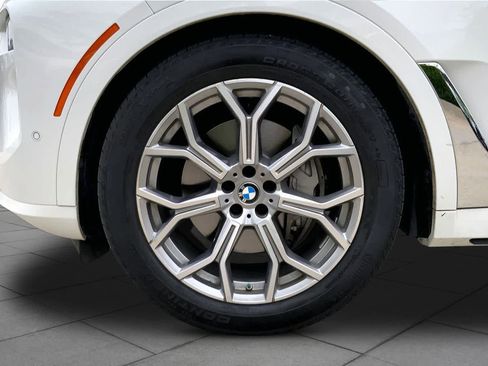 Used 2024 BMW X7 xDrive40i w/ Executive Package AWD/4WD image 10