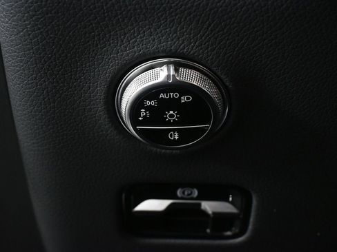 Certified 2025 Mercedes-Benz GLC 63 AMG S image 9