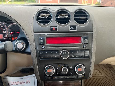 Used 2011 Nissan Altima 2.5 SL w/ 2.5SL Pkg image 17