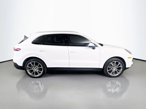 Used 2020 Porsche Cayenne AWD/4WD image 8