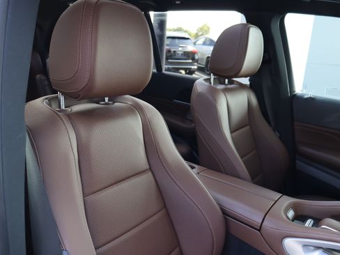 Certified 2024 Mercedes-Benz GLS 450 4MATIC image 34