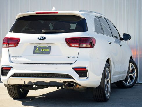 Used 2019 Kia Sorento SX w/ SX Touring Package image 4
