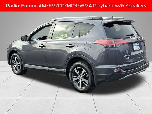 Used 2018 Toyota RAV4 XLE image 6