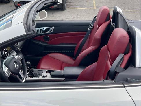 Used 2012 Mercedes-Benz SLK 350 image 9