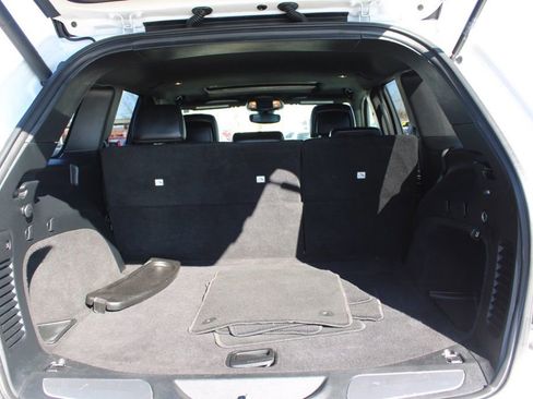 Used 2019 Jeep Grand Cherokee Limited image 11