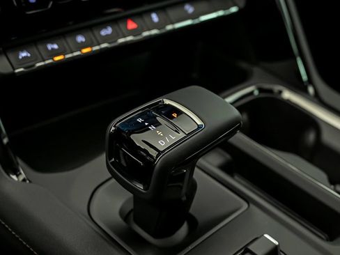 New 2026 GMC Sierra 2500 Denali Ultimate AWD/4WD image 18