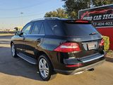 Used 2013 Mercedes-Benz ML 350 4MATIC w/ Premium 1 Pkg image 3
