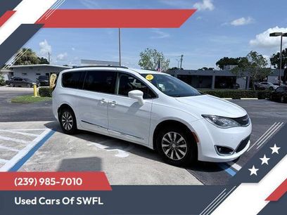 Used 2019 Chrysler Pacifica Touring-L Plus w/ Advanced Safetytec Group