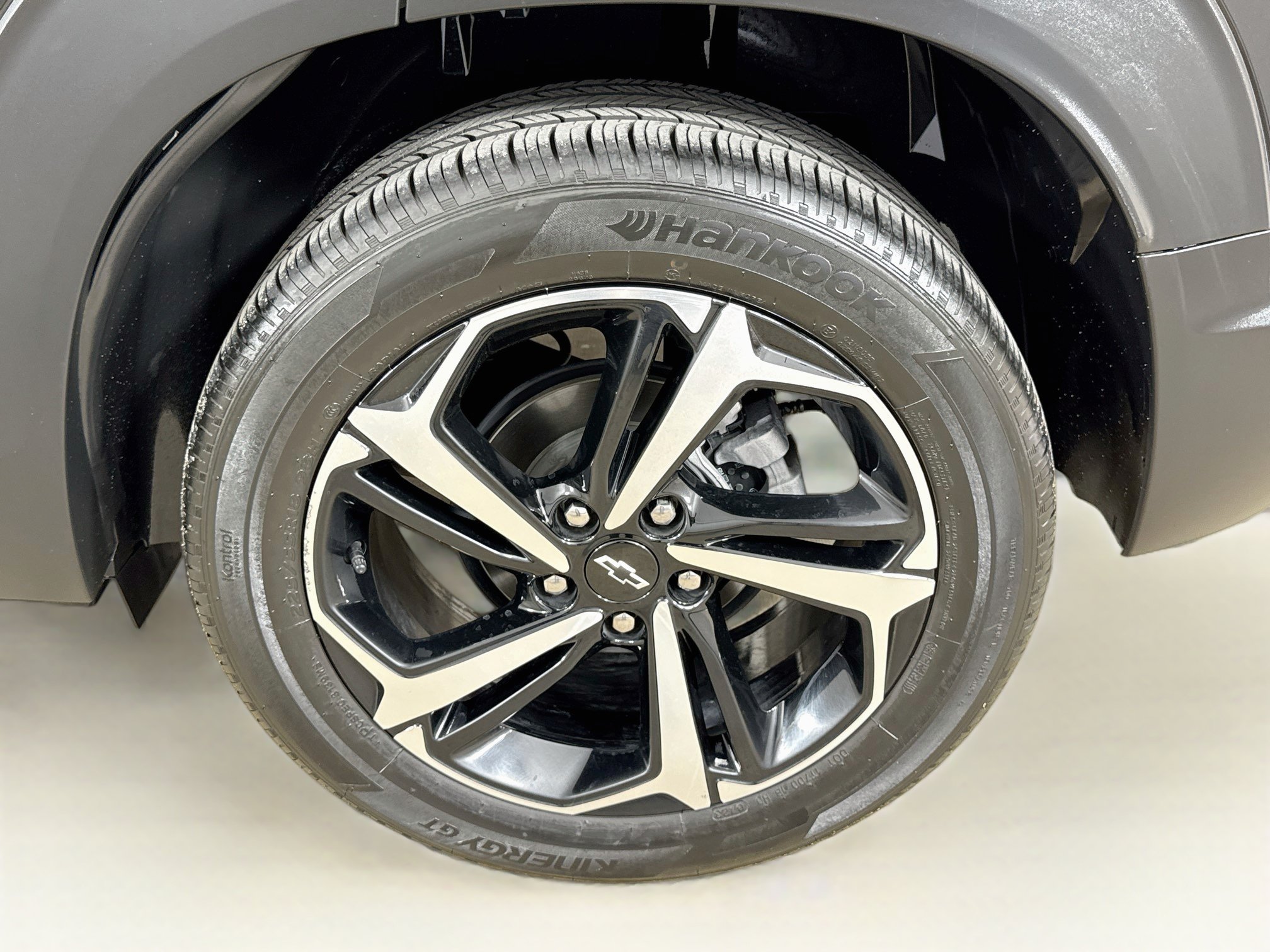Used 2023 Chevrolet TrailBlazer RS w/ Convenience Package FWD image 32