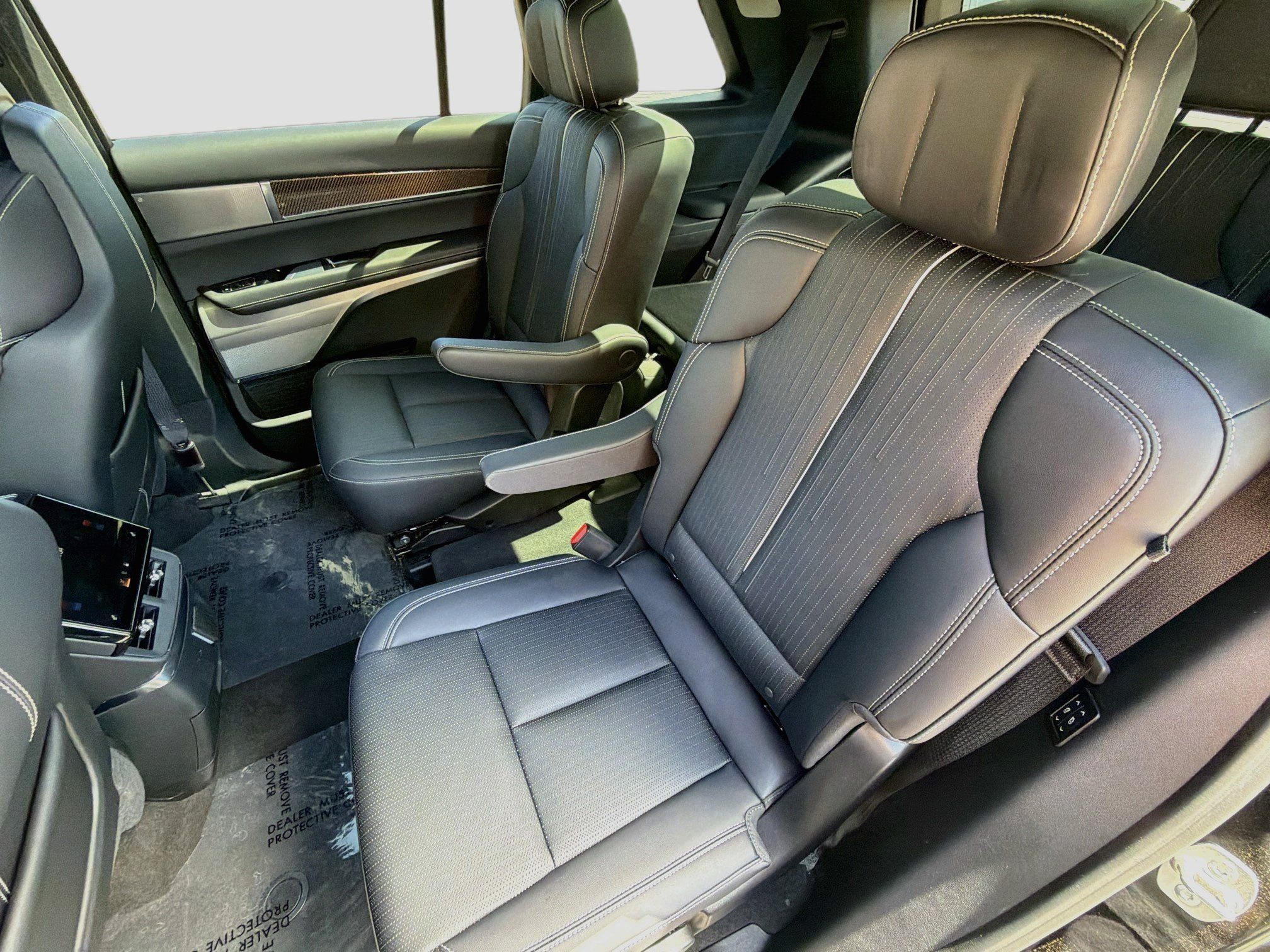 Certified 2026 Cadillac Vistiq Luxury AWD/4WD image 26