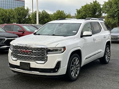 Used 2023 GMC Acadia Denali AWD/4WD image 5