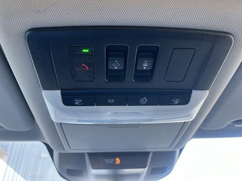 Certified 2023 Nissan Rogue SV w/ SV Premium Package image 28