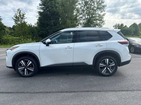 Certified 2026 Nissan Rogue SL AWD/4WD image 7