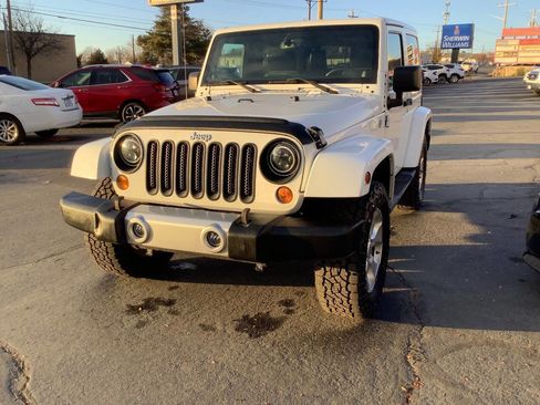 Used 2013 Jeep Wrangler Sahara w/ Connectivity Group image 7