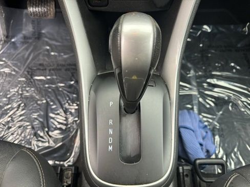 Used 2019 Chevrolet Trax LT w/ LT Convenience Package image 15