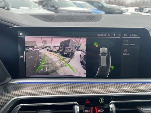 Used 2022 BMW X5 M50i image 18