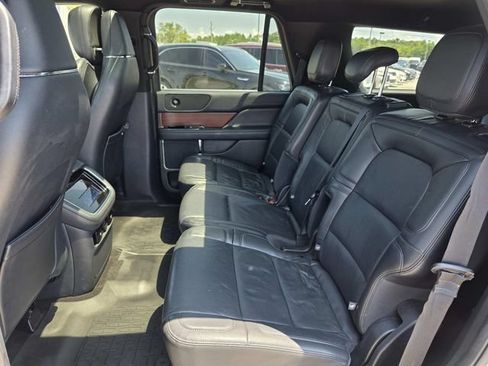 Certified 2022 Lincoln Navigator Reserve RWD image 7