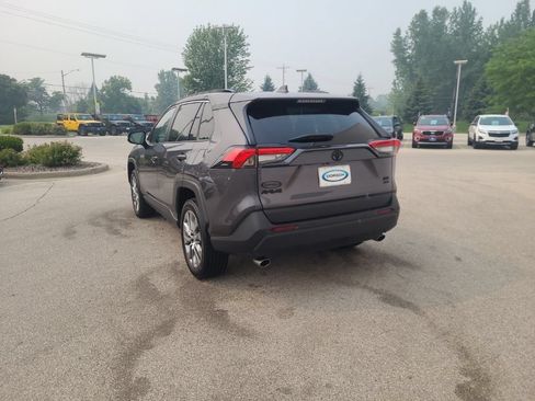 Used 2023 Toyota RAV4 XLE Premium AWD/4WD image 4