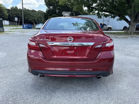 Used 2018 Nissan Altima 2.5 S image 4