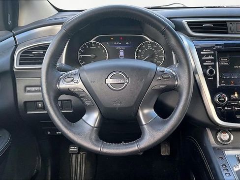 Used 2024 Nissan Murano SV image 8