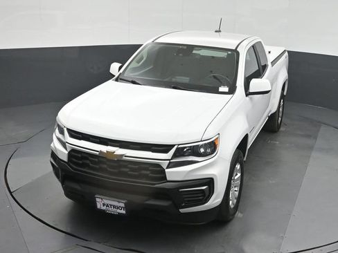 Used 2022 Chevrolet Colorado LT w/ Fleet Safety Package AWD/4WD image 46