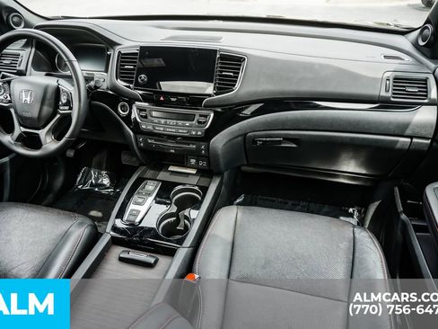 Used 2022 Honda Pilot Black Edition image 29