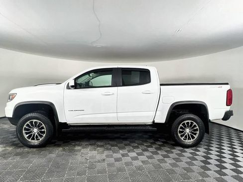 Used 2022 Chevrolet Colorado ZR2 AWD/4WD image 2