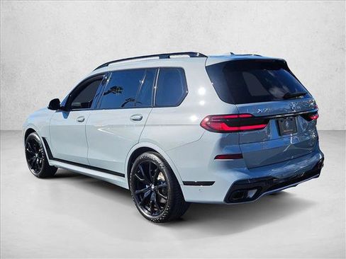 Certified 2025 BMW X7 xDrive40i w/ M Sport Package image 8