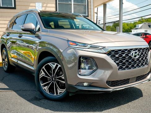 Used 2020 Hyundai Santa Fe Limited AWD/4WD image 3