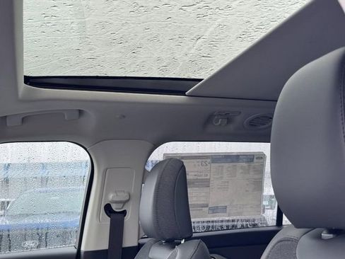 New 2026 Ford Explorer Active w/ Active Comfort Package AWD/4WD image 14